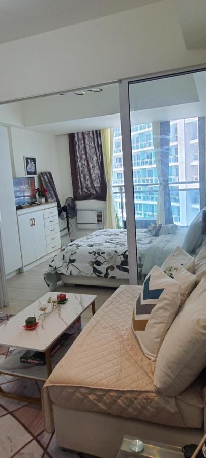 Jn Condotel The Azure Urban Resort Residences Paranaque City Exterior photo