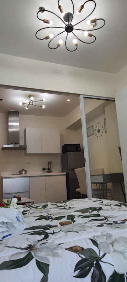 Jn Condotel The Azure Urban Resort Residences Paranaque City Exterior photo